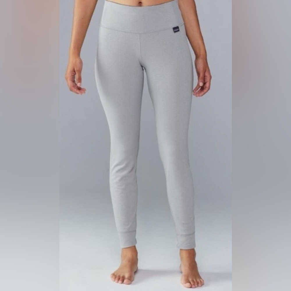 Patagonia Womens Light Grey Midweight Capilene Baselayer Legging